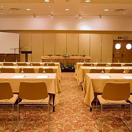 Hotel Roma 3*
