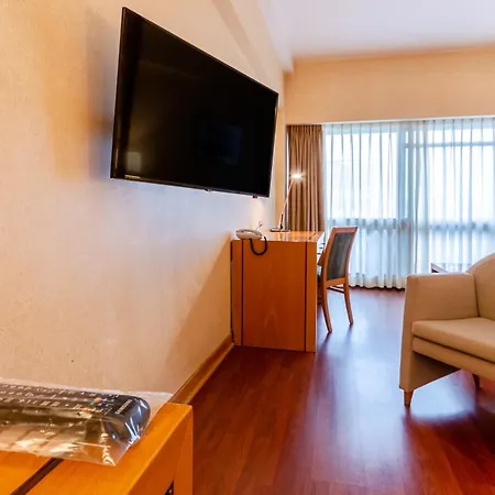 Roma Hotel 3*