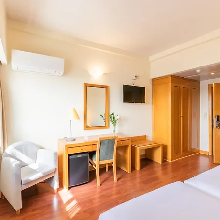 Hotel Roma 3*
